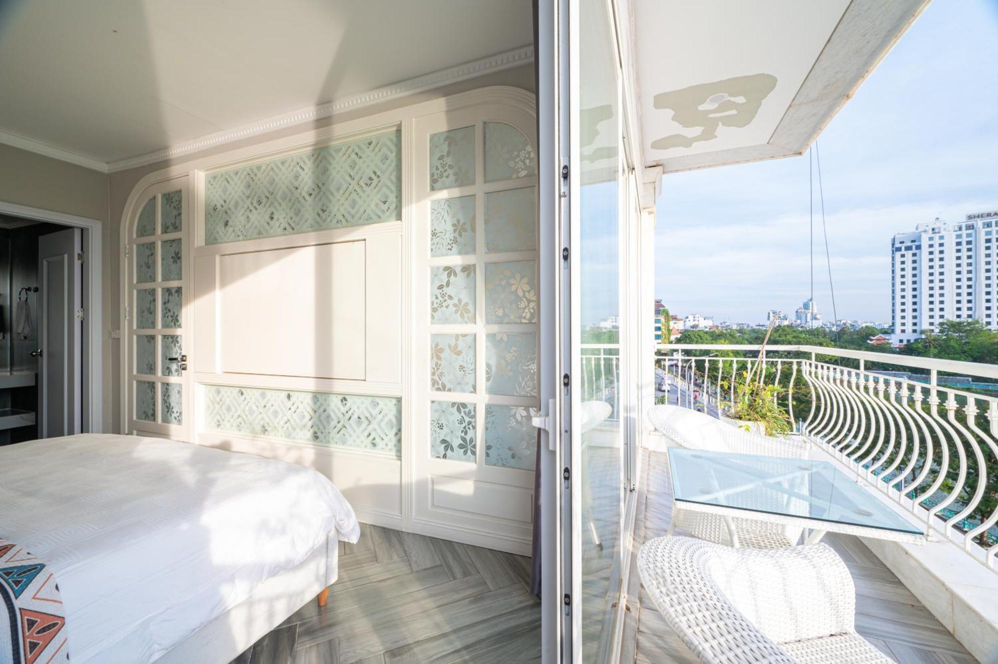Luxe Paradise Suites Xuan Dieu Hanoi Esterno foto