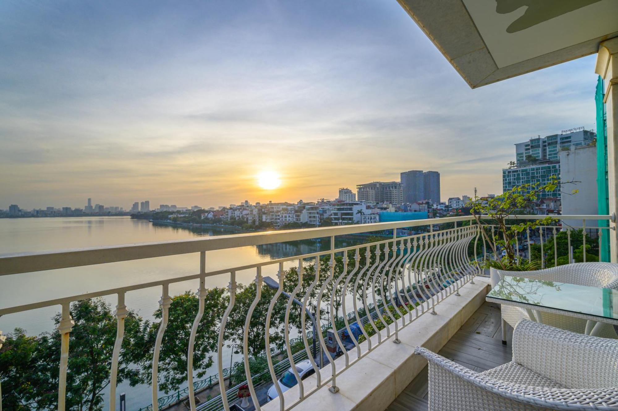 Luxe Paradise Suites Xuan Dieu Hanoi Esterno foto